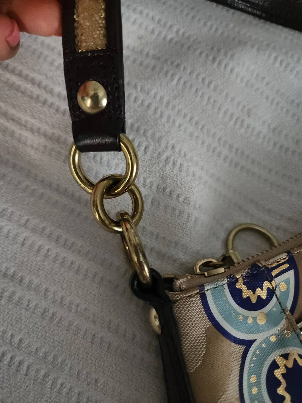 COACH Poppy Signature Beige Graphic Wristlet - Picture 5 of 8